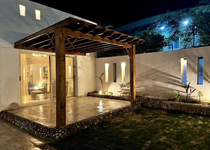 Villa Luxury White With Pool *